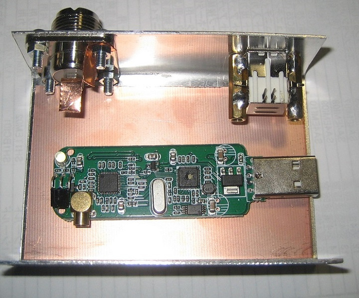 Fc0012dongle1